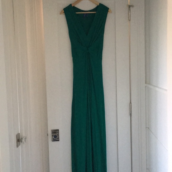 Seraphine maternity full length gown in green